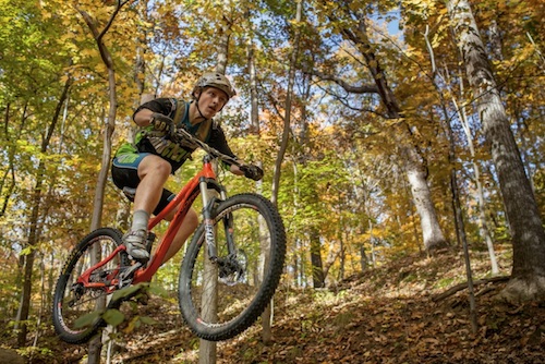 vtt saut forêt